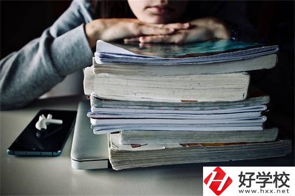 湖南初中畢業(yè)選3+2還是3+3？有五年制大專推薦嗎？